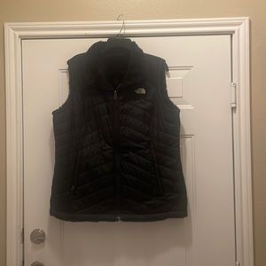 NorthFace reversible vest